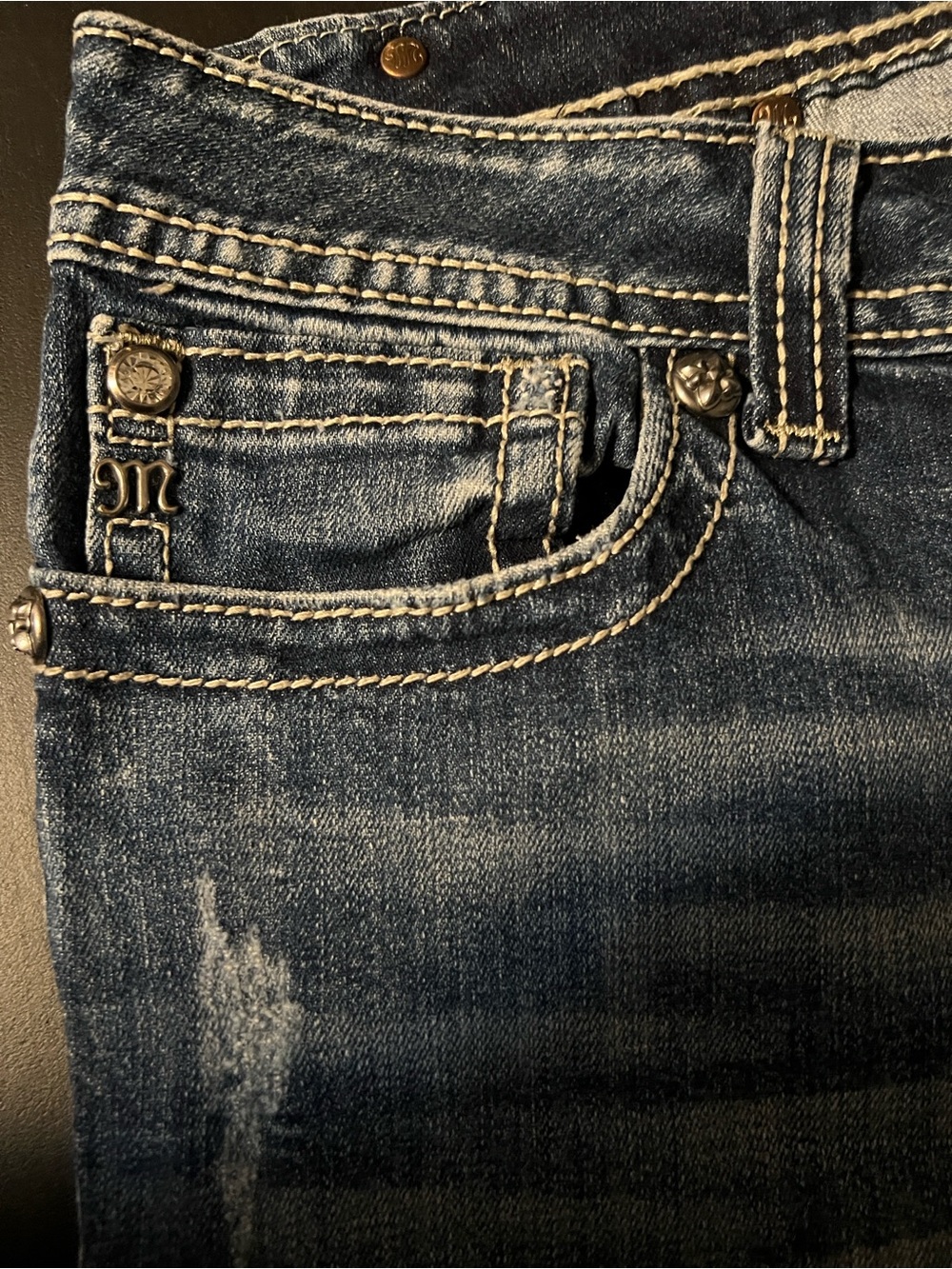 Miss Me Distressed Blue Relaxed Capri Jeans - Picture 3 of 7